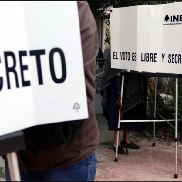 Confirma Sheinbaum que este mes bajan reforma electoral al Congreso