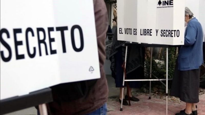 Confirma Sheinbaum que este mes bajan reforma electoral al Congreso