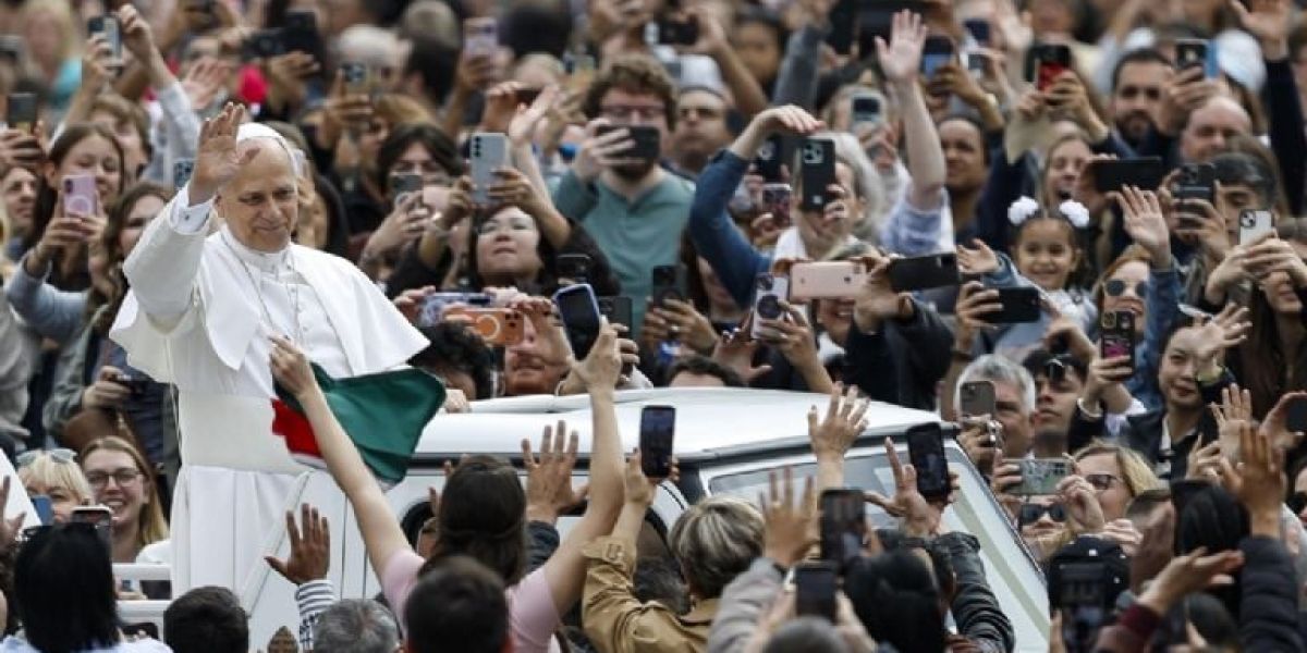 Guerras, Donald Trump, la IA y las redes sociales, entre los retos del primer año del papa León XIV