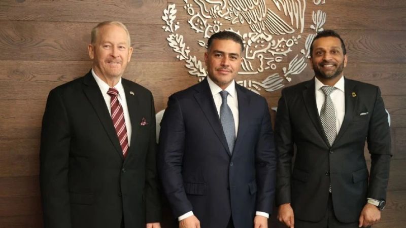 Director del FBI traslada a EU a uno de los 10 más buscados y al canadiense Ryan Wedding tras reunión con Harfuch