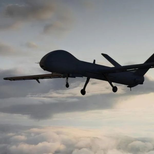 Ejército de EU derriba dron de la Patrulla Fronteriza con un láser y cierran el espacio aéreo cerca de la frontera con México