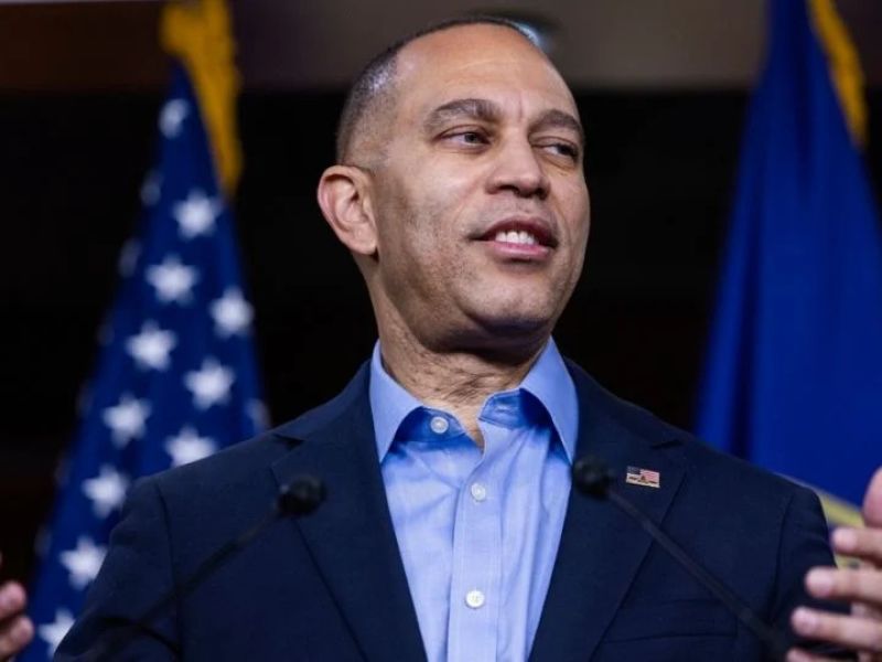 Demócratas piden votar una resolución para evitar que Trump entre en guerra con Irán