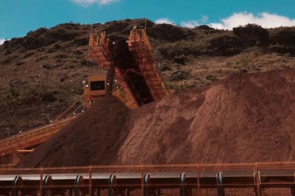 Trump relaja sanciones y abre el sector minero venezolano a inversiones de empresas de EU