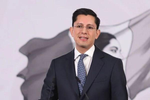 Roberto Velasco, cercano a Marcelo Ebrard, será el próximo canciller de Sheinbaum tras dirigir la política con EU