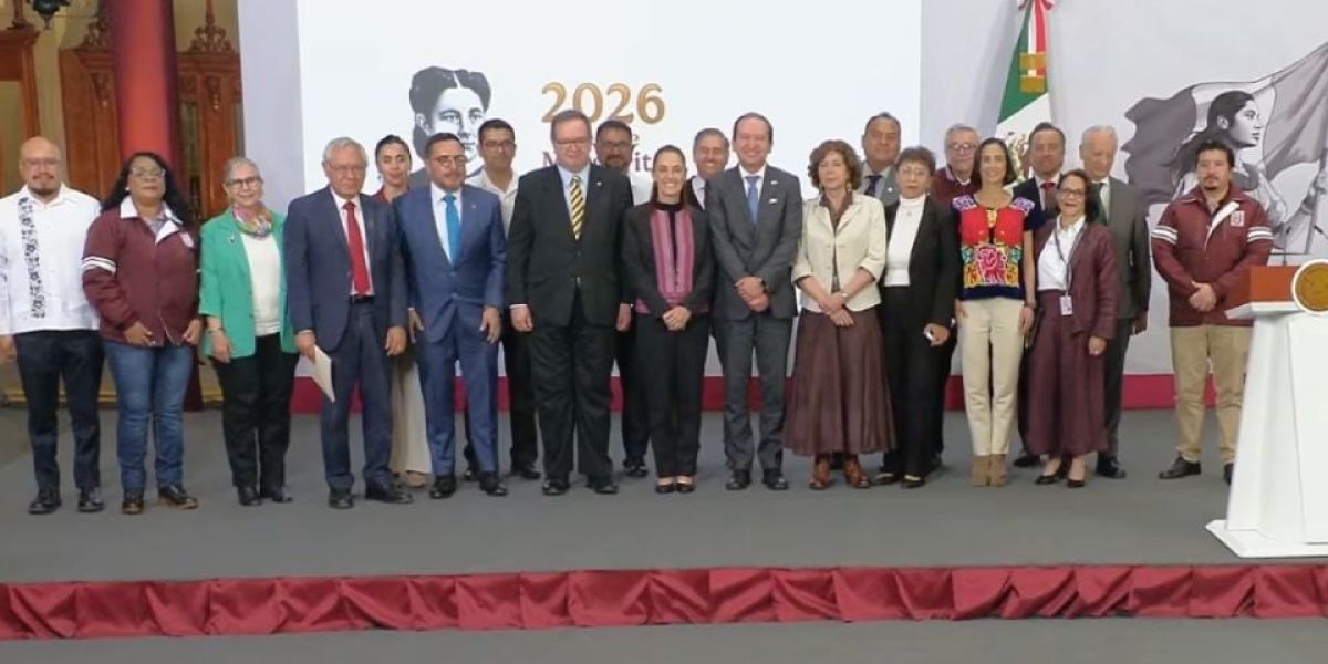 Sheinbaum presenta su grupo de expertos para analizar la apertura al “fracking” en México