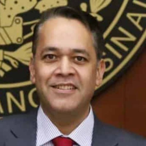 Exsecretario de Finanzas de Rocha Moya fue socio de otro integrante del gabinete de Sinaloa; reportó afiliación a 10 empresas