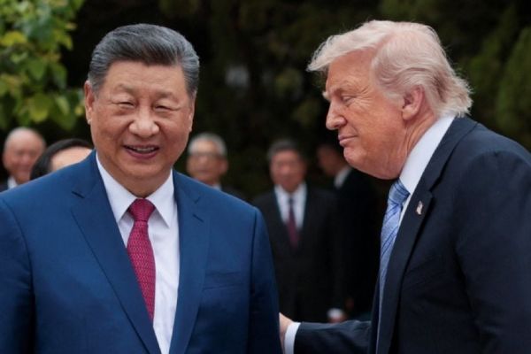 Trump niega haber hablado de aranceles con Xi Jinping pese a conflicto comercial