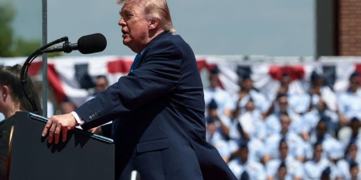 Demócratas buscan impedir que Trump ataque a Cuba tras imputación contra Raúl Castro