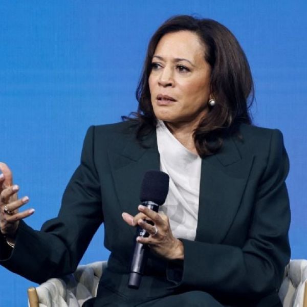 Kamala Harris proyecta una victoria para los demócratas en las elecciones de noviembre
