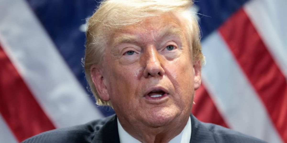 Trump busca audiencia inmediata en el Supremo de EU para revisar derecho a ciudadanía por nacimiento