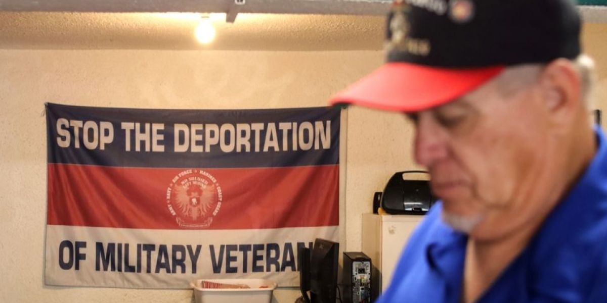 Activista ayuda a veteranos de EU que fueron deportados a México pese a su servicio militar