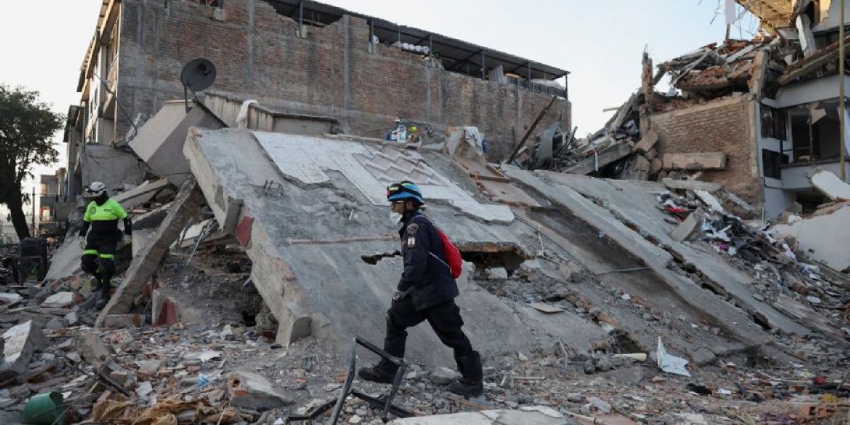 Amanece en Colombia en medio del desastre: contabilizan 169 muertos y 668 heridos