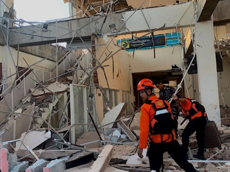 Terremoto de 7.7 en Indonesia deja dos muertos y un herido; SRE sin reporte de mexicanos afectados