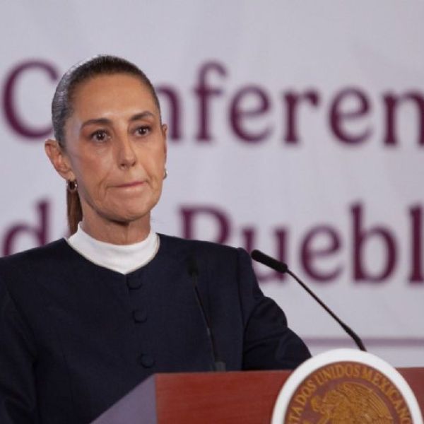 Sheinbaum respalda determinación que lo obliga a cambiar su nombre y colores