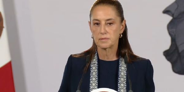 Sheinbaum confirma que restricción al uso de celulares en escuelas entrará en vigor en noviembre