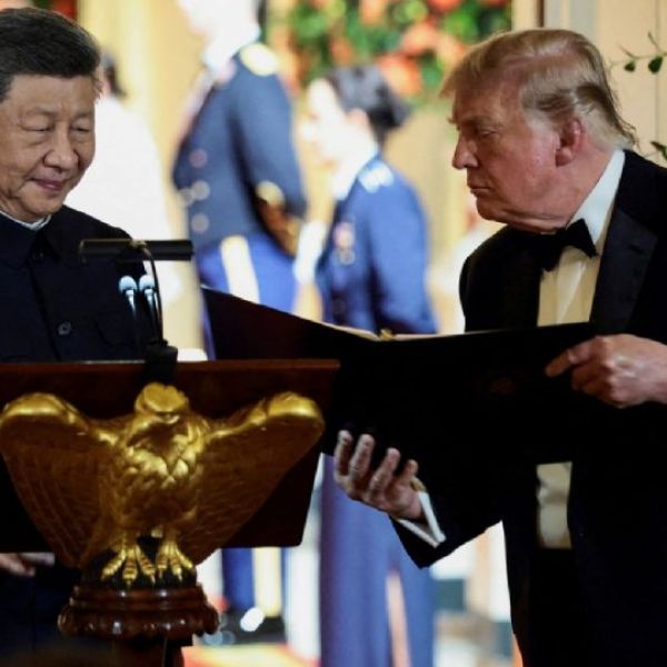 Trump asegura que tuvo una reunión muy productiva con el presidente de China