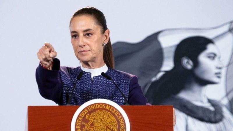 Sheinbaum reconoce desabasto de medicamentos y falta de prestaciones laborales en el IMSS tras protestas