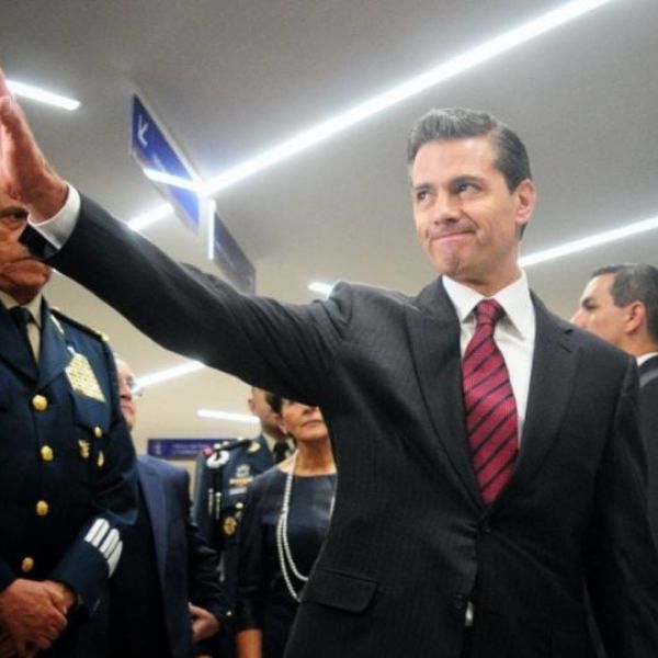 Reaparece Peña Nieto: foto lo muestra en hotel de Ixtapan