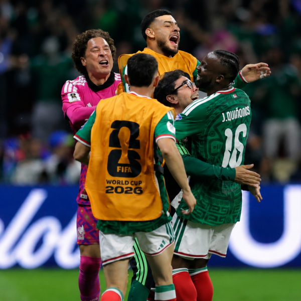 Avanza México a octavos al vencer a Ecuador 2 -0
