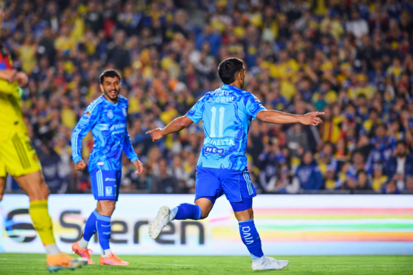 Tigres firma goleada histórica en la capital; aplasta 1-4 al América