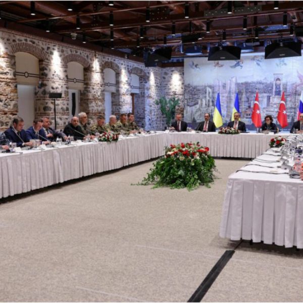 Estambul será sede del mayor canje de prisioneros entre Rusia y Ucrania