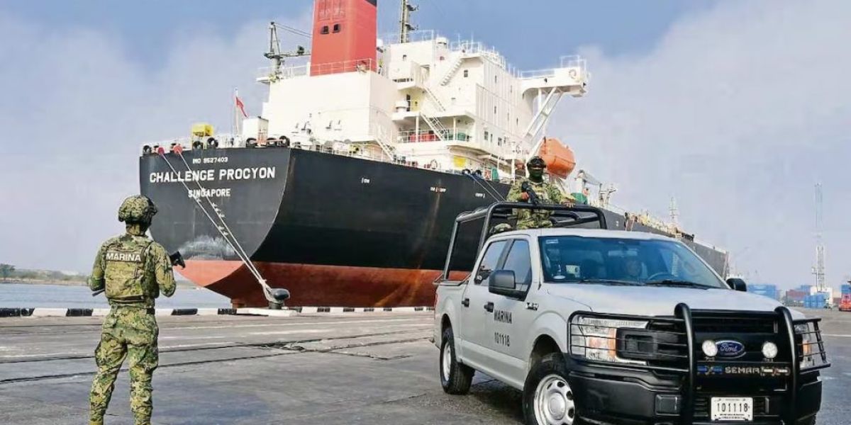 México y EE.UU reforzarán intercambio sobre huachicol: Sheinbaum