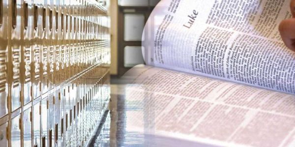Oklahoma busca imponer la enseñanza de la Biblia en escuelas públicas