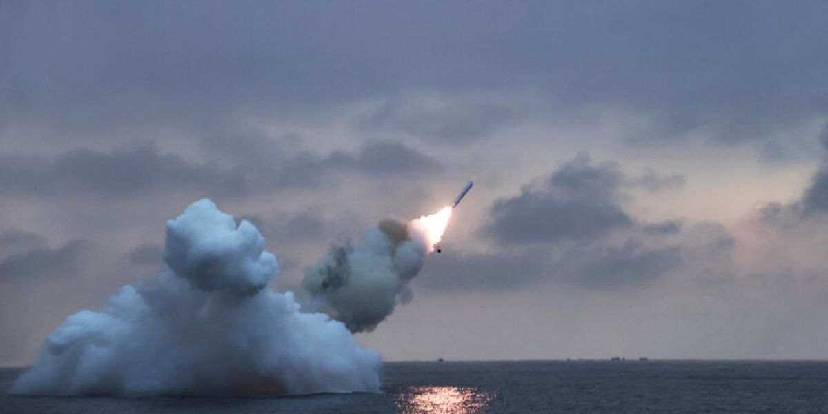Corea del Norte prueba nuevos misiles de crucero lanzados desde submarinos