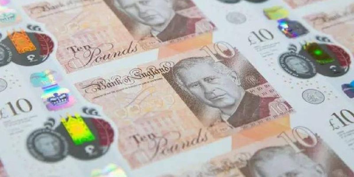 Reino Unido pone en circulación los billetes con el rostro del Rey Carlos III