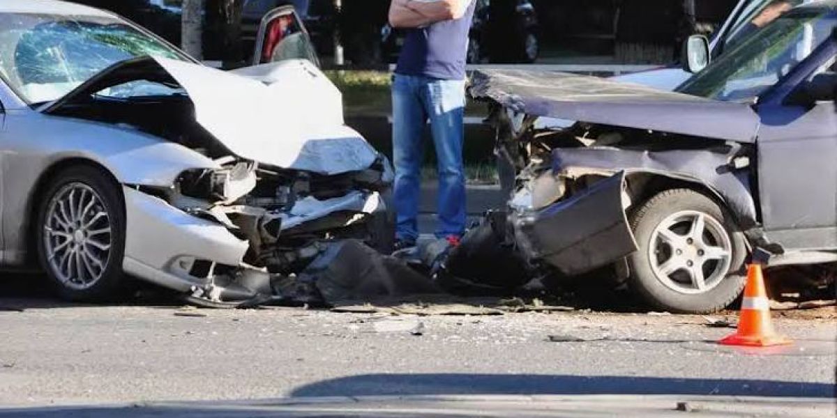 Lo Que los Conductores Deben Hacer Para Respaldar una Reclamación Sólida por Accidente de Auto