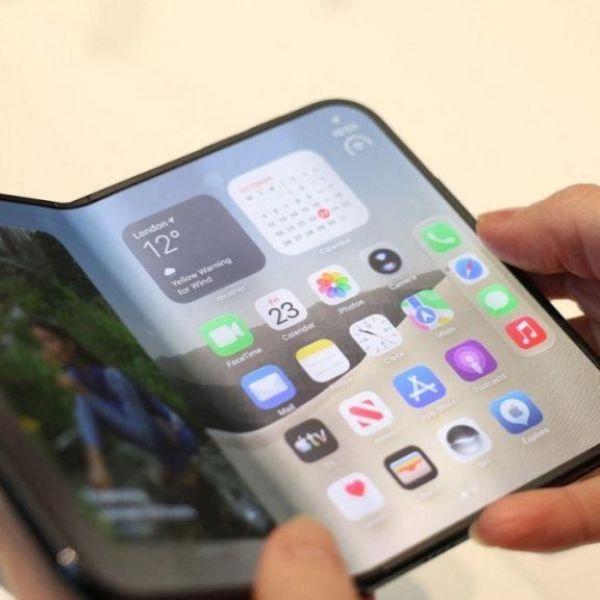 Apple admite fallas en su nuevo iPhone plegable y anuncia reemplazos