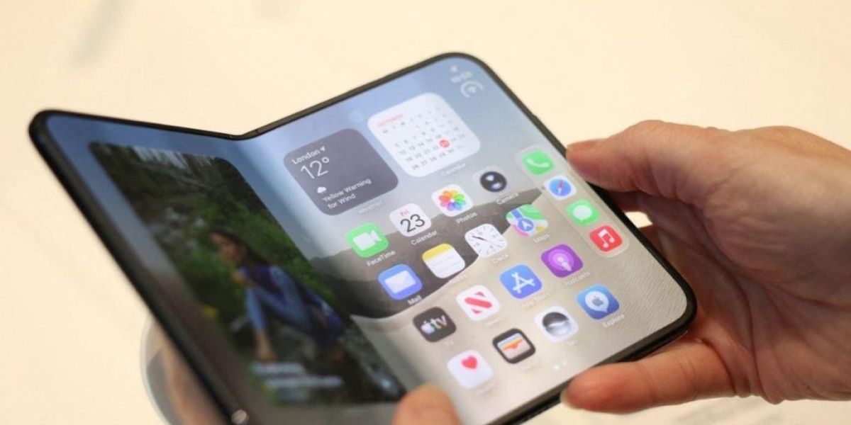 Apple admite fallas en su nuevo iPhone plegable y anuncia reemplazos