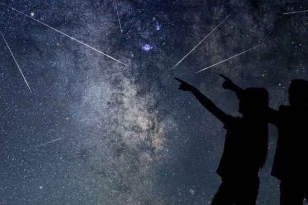 Lluvia de estrellas Perseidas 2025: esta es la hora exacta del espectáculo nocturno en México
