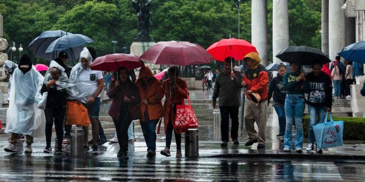 Lluvias intensas a fuertes en la mayor parte del país por baja presión y ciclones