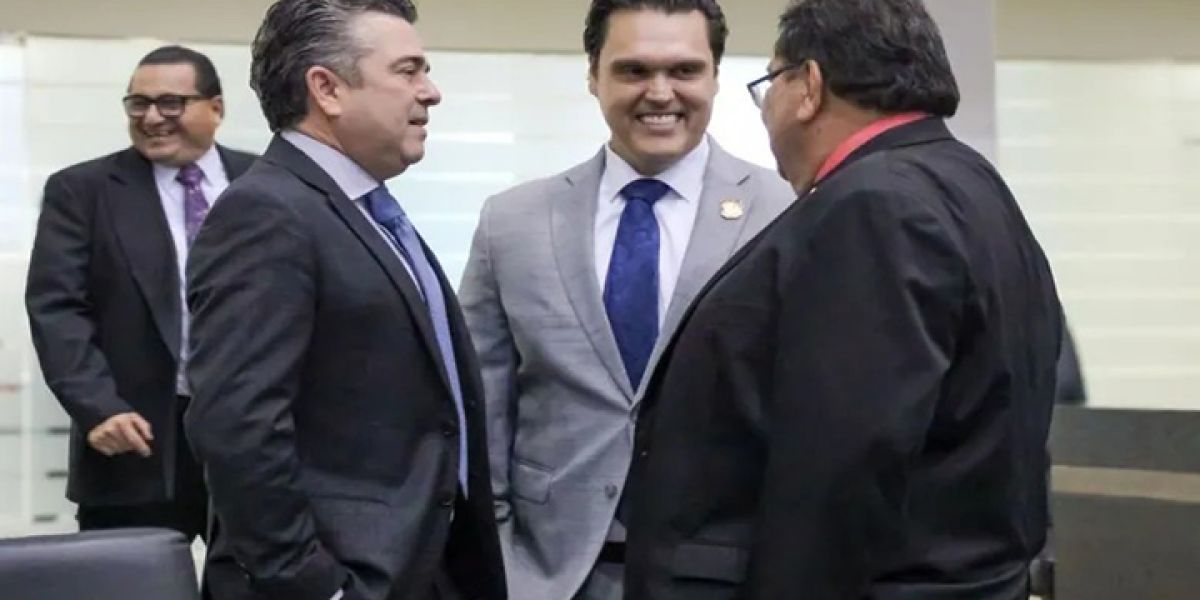 Mientras unos se van al receso, la Permanente resolverá hasta 100 asuntos pendientes