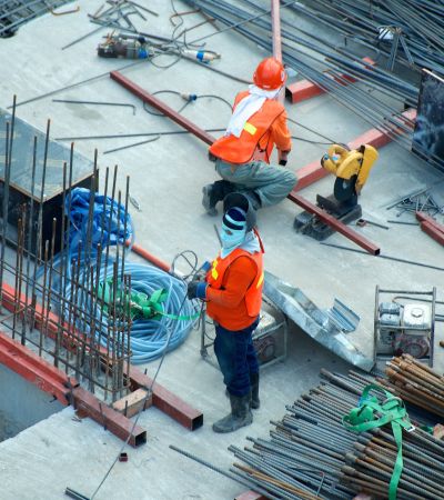 Renta de maquinaria ligera: clave para el ahorro en la industria de la construcción