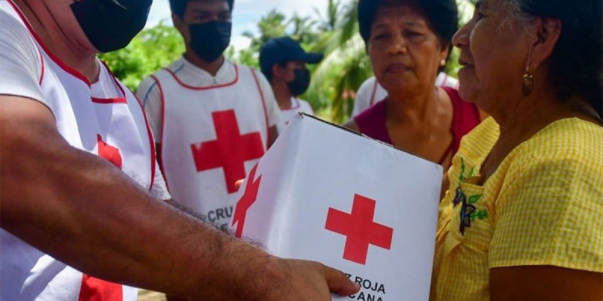 Cruz Roja Mexicana beneficia a más de 30 mil personas afectadas por ‘Agatha’