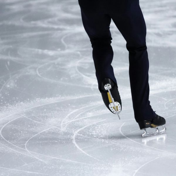Hielo, nervios y triunfo: la cumbre absoluta de Nika Egadze en Sheffield