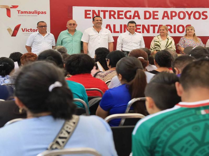 Entrega Lalo Gattás apoyo a beneficiarios del programa alimentario