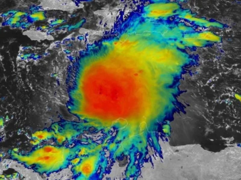 Tormenta Melissa se fortalece en el Caribe y podría volverse huracán