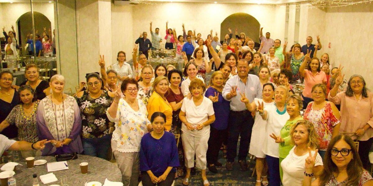 Respaldan sociedad civil y maestros a Ale Cárdenas