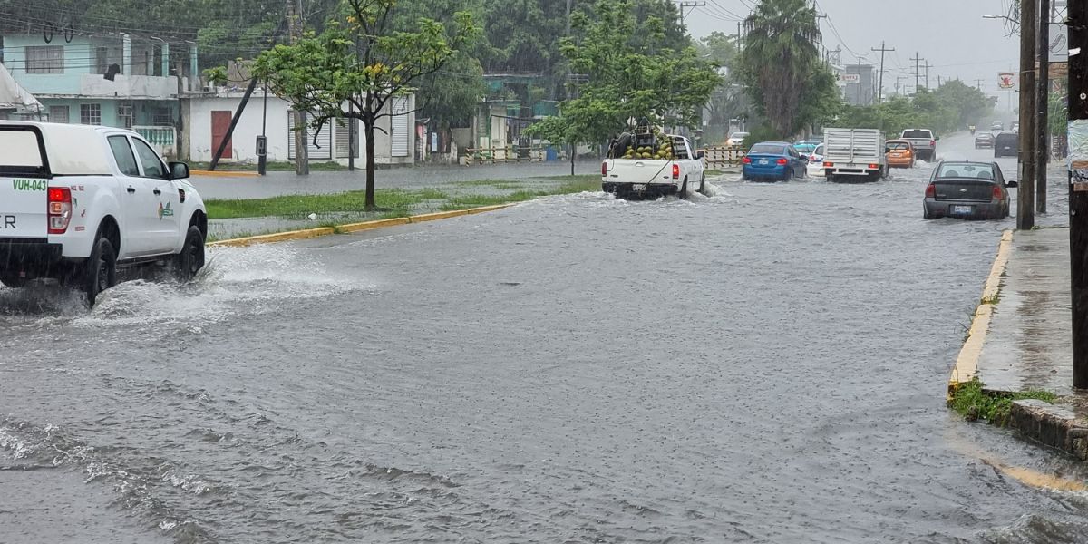 Nuevamente Madero se inunda