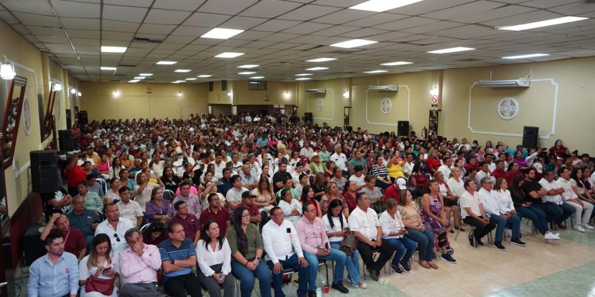 Atestigua Armando Martínez toma de protesta de Claudia Sheinbaum