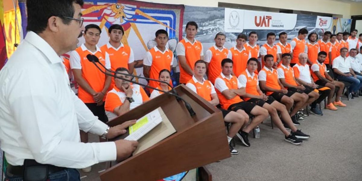 Rector de la UAT presenta oficialmente al equipo Correcaminos para el Torneo Apertura 2025 de la Liga de Expansión