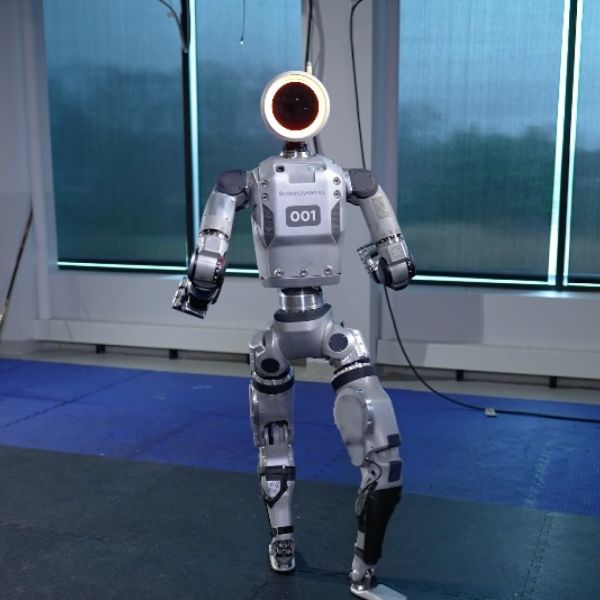 Hyundai presenta su robot humanoide Atlas