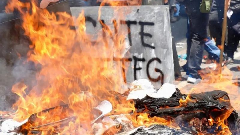 Reprueba SEP a CNTE por vandalismo en oficinas de SNTE