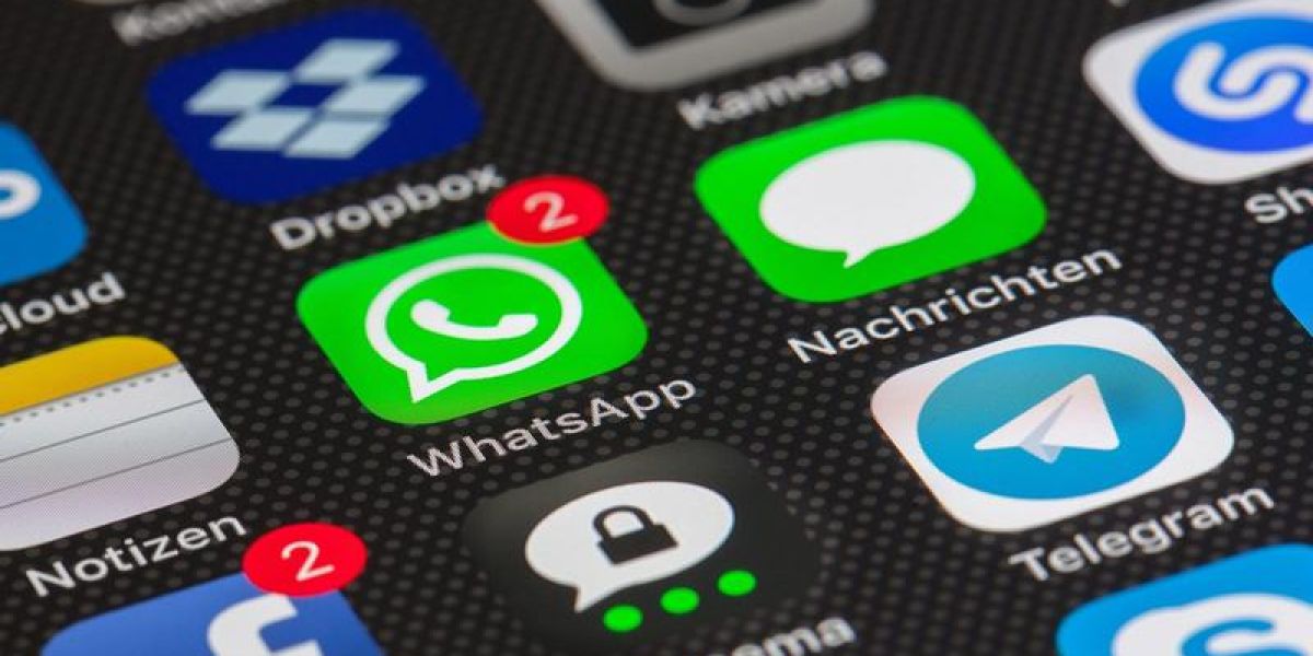 WhatsApp va contra los envíos masivos de mensajes