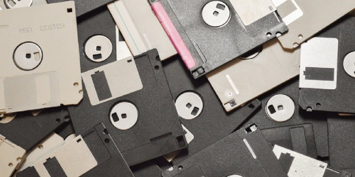 Japón abandona los disquetes para trámites burocráticos… 50 años después