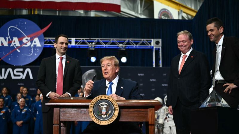 Trump lanza su Academia Espacial para formar a los futuros profesionales del cosmos