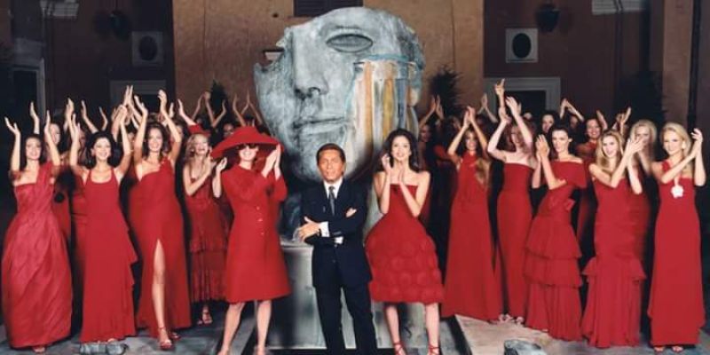 El diseñador italiano Valentino Garavani fallece a los 93 años